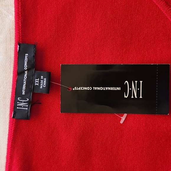 NWT INC. International Concepts red top - Picture 3 of 6